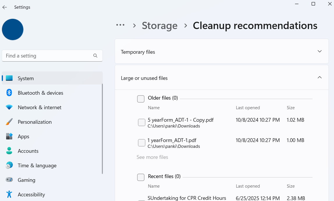 Windows 11 Settings showing large unused files