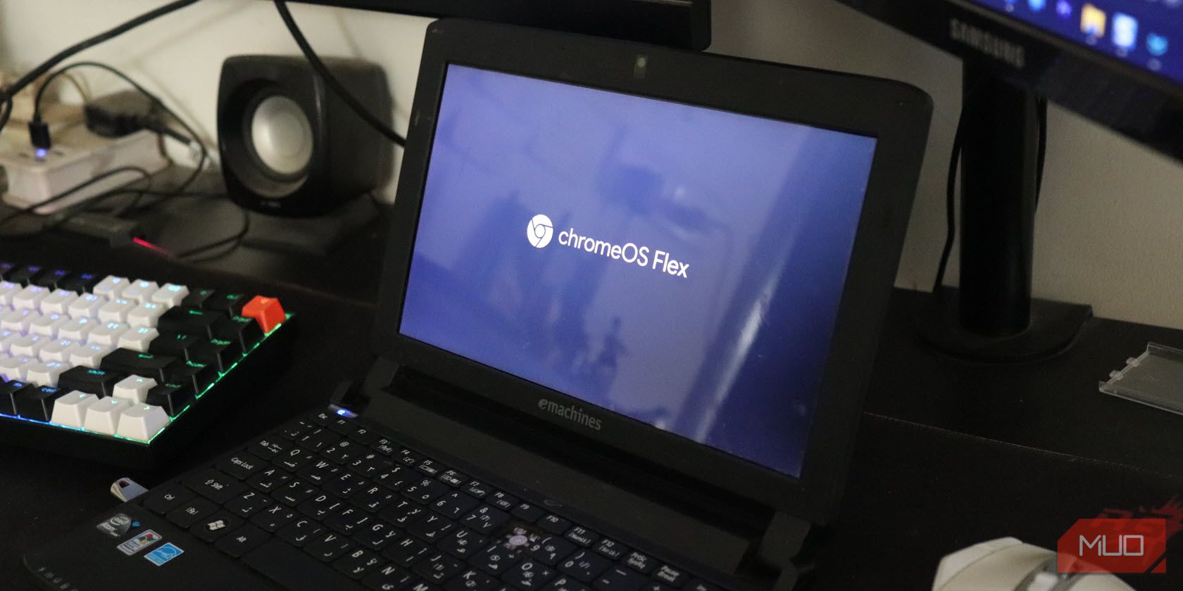 Image showing netbook running ChromeOS Flex