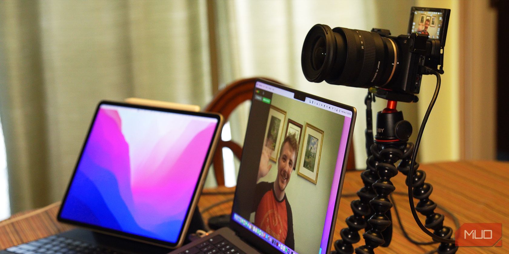 DSLR being used as a webcam on a MacBook Pro