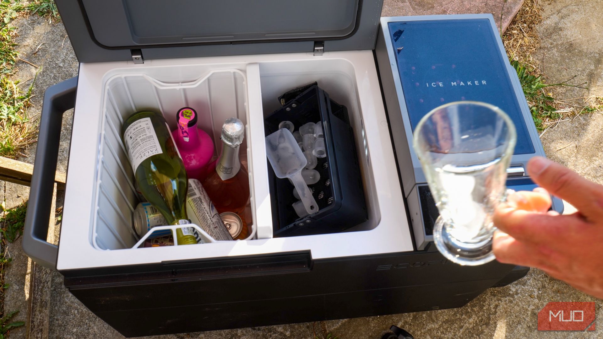 ecoflow glacier portable fridge freezer - overview shot cooler full of drinks