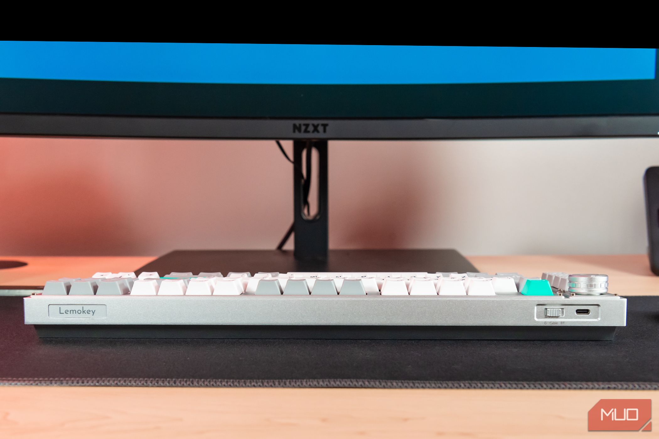 back-of-the-keychron-lemokey-l3