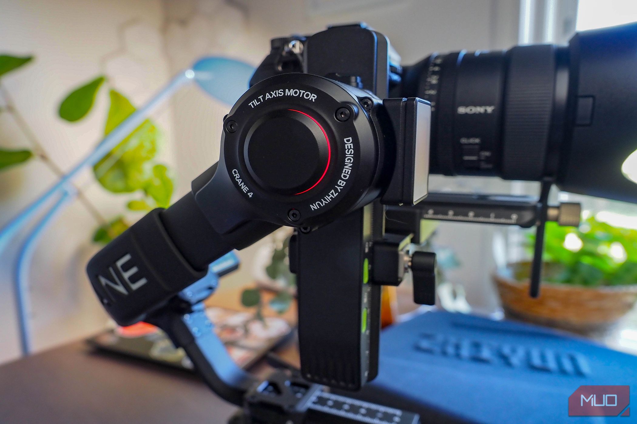 Zhiyun Crane 4 axis balance indicator light indicating unbalanced axis