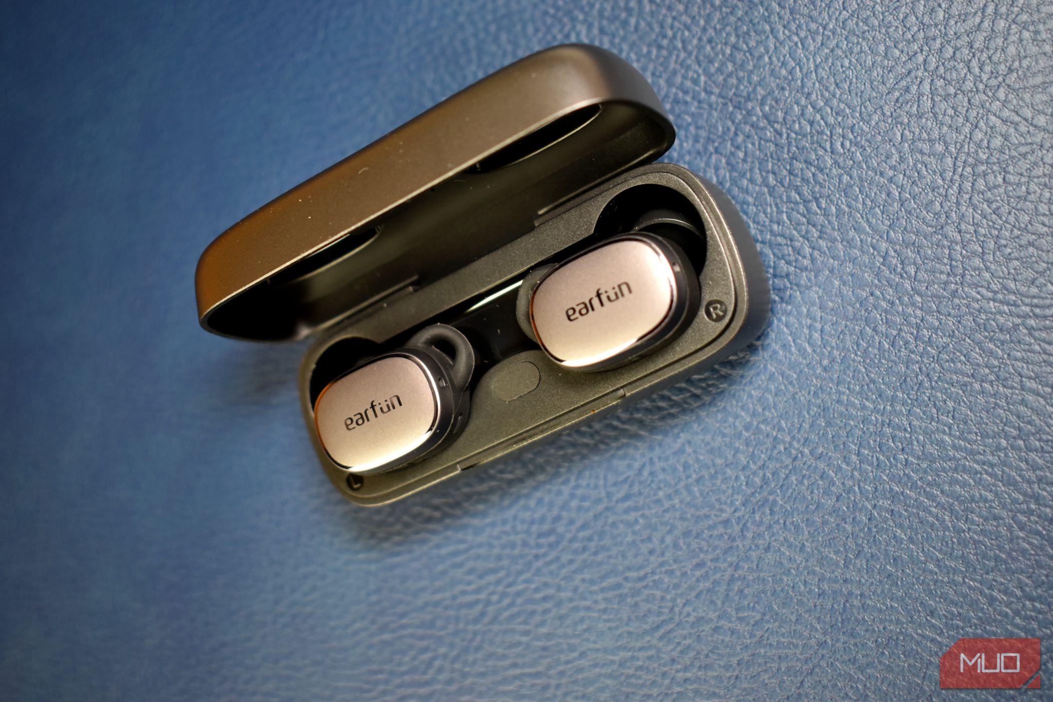 Earfun Air Pro 3 Review, Features Rich Earbuds At Affordable Price!