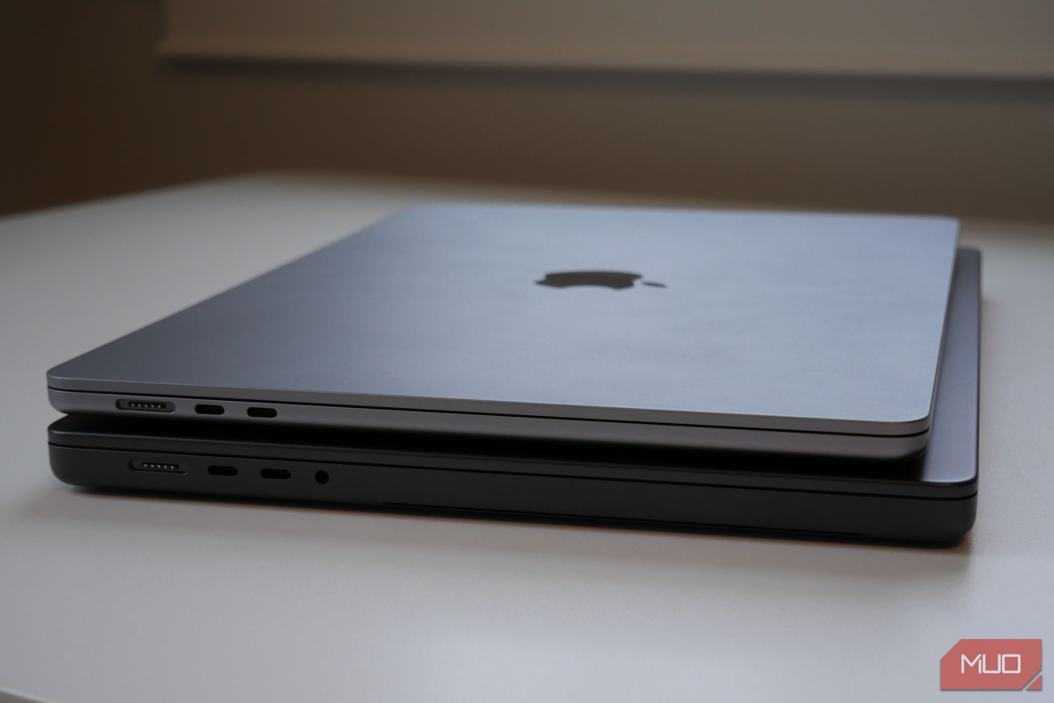 Space Black vs Space Gray (15-inch MacBook Air and 16-inch MacBook Pro)