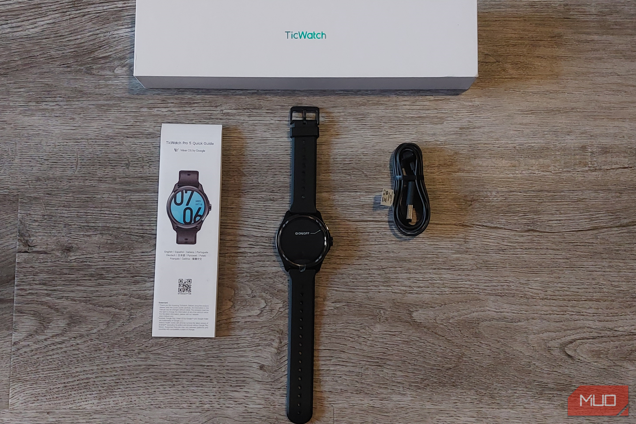 TicWatch Pro 5 in the test: This smartwatch is a real Wear OS endurance  runner!