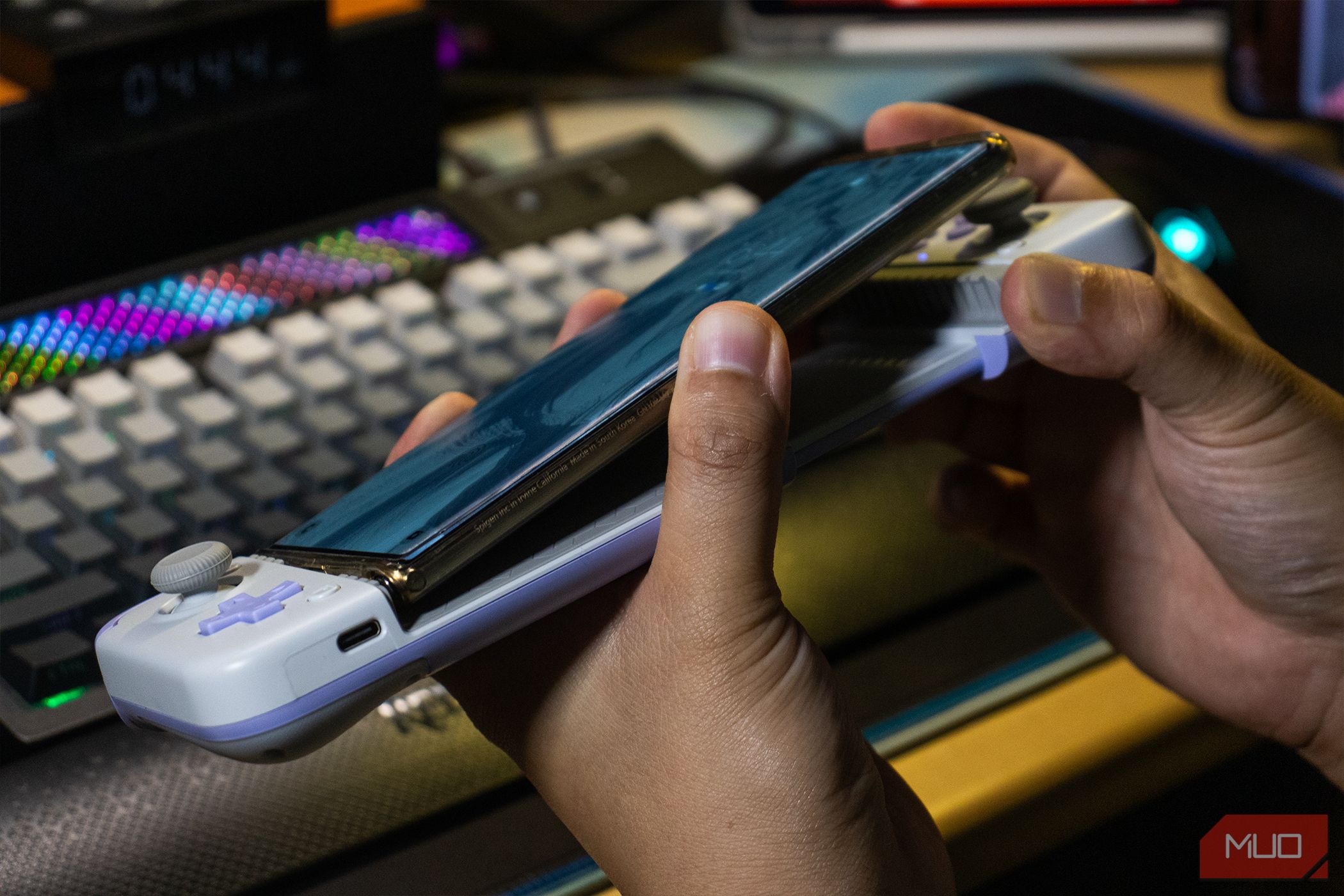 Installing the GameSir X2s to the Note10+
