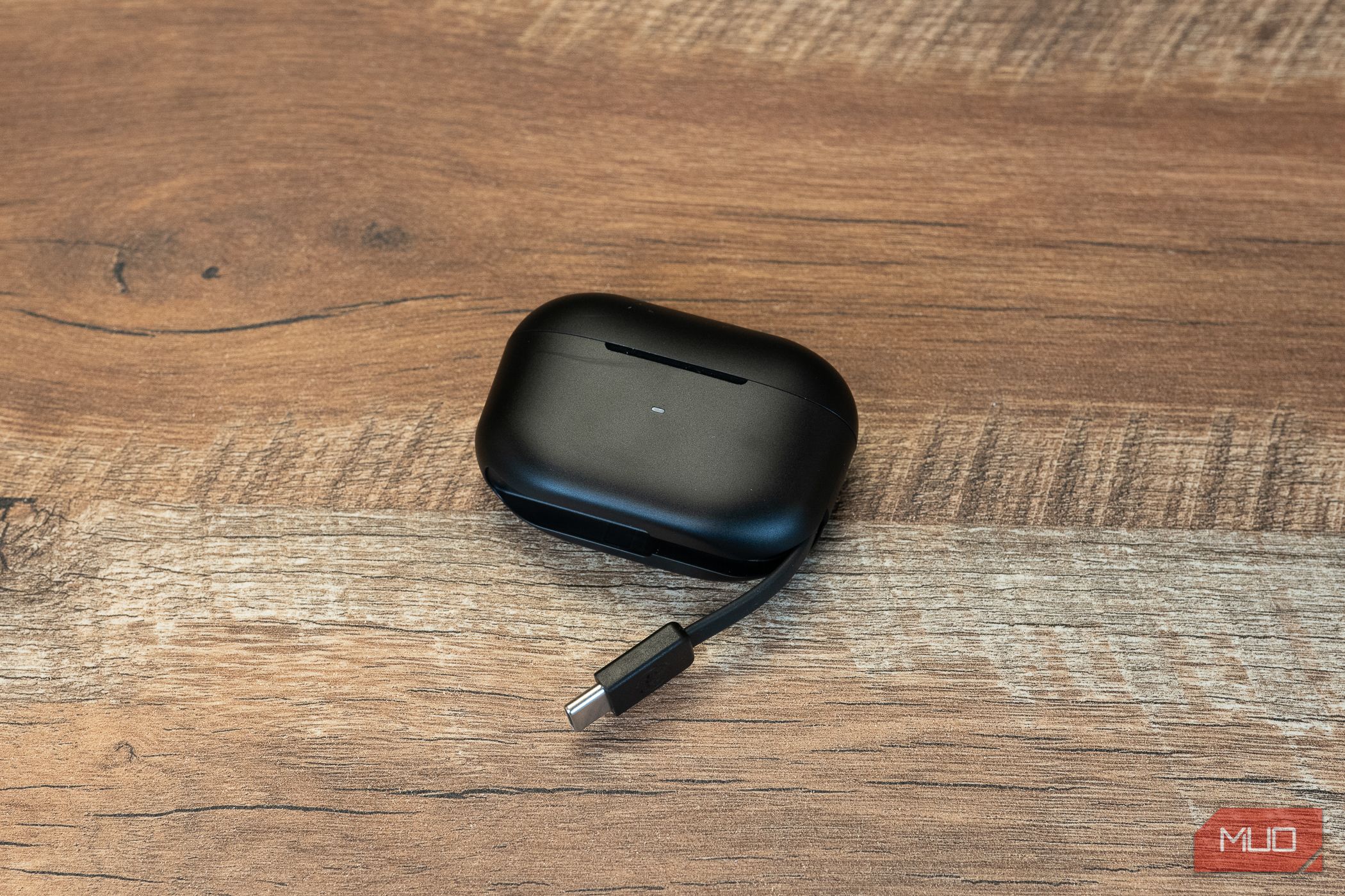 Case for the JLab JBuds ANC 3 with built-in USB-C cable