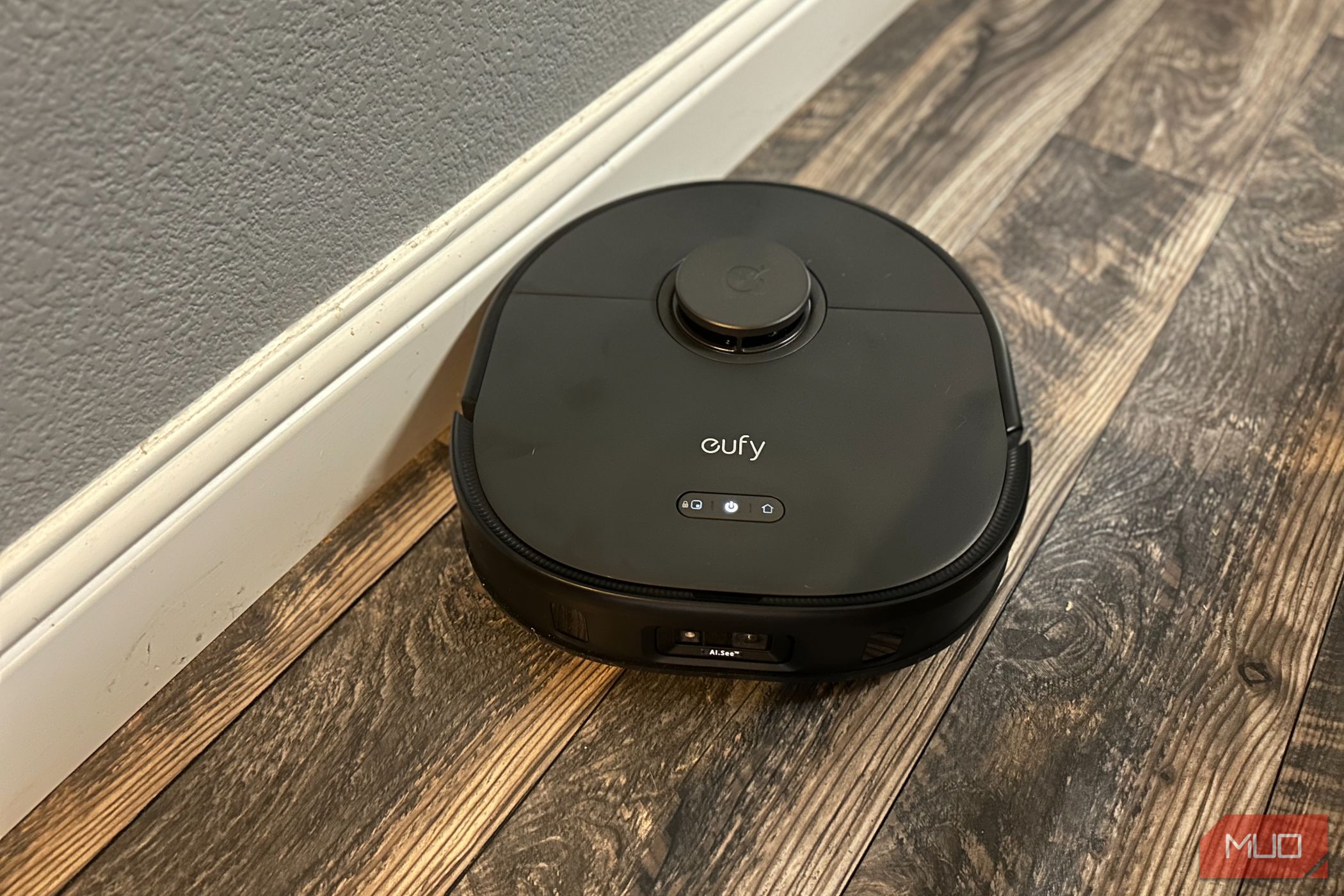 eufy x10 pro omni edge hugging mop