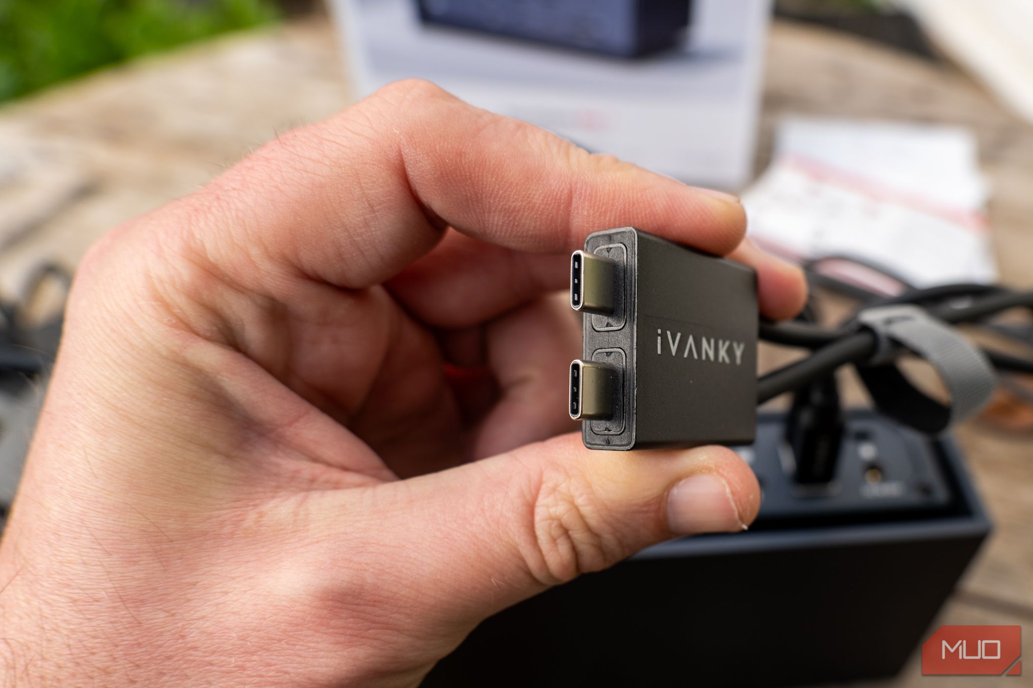 ivanky fusiondock max 1 - double thick thunderbolt 4 cable