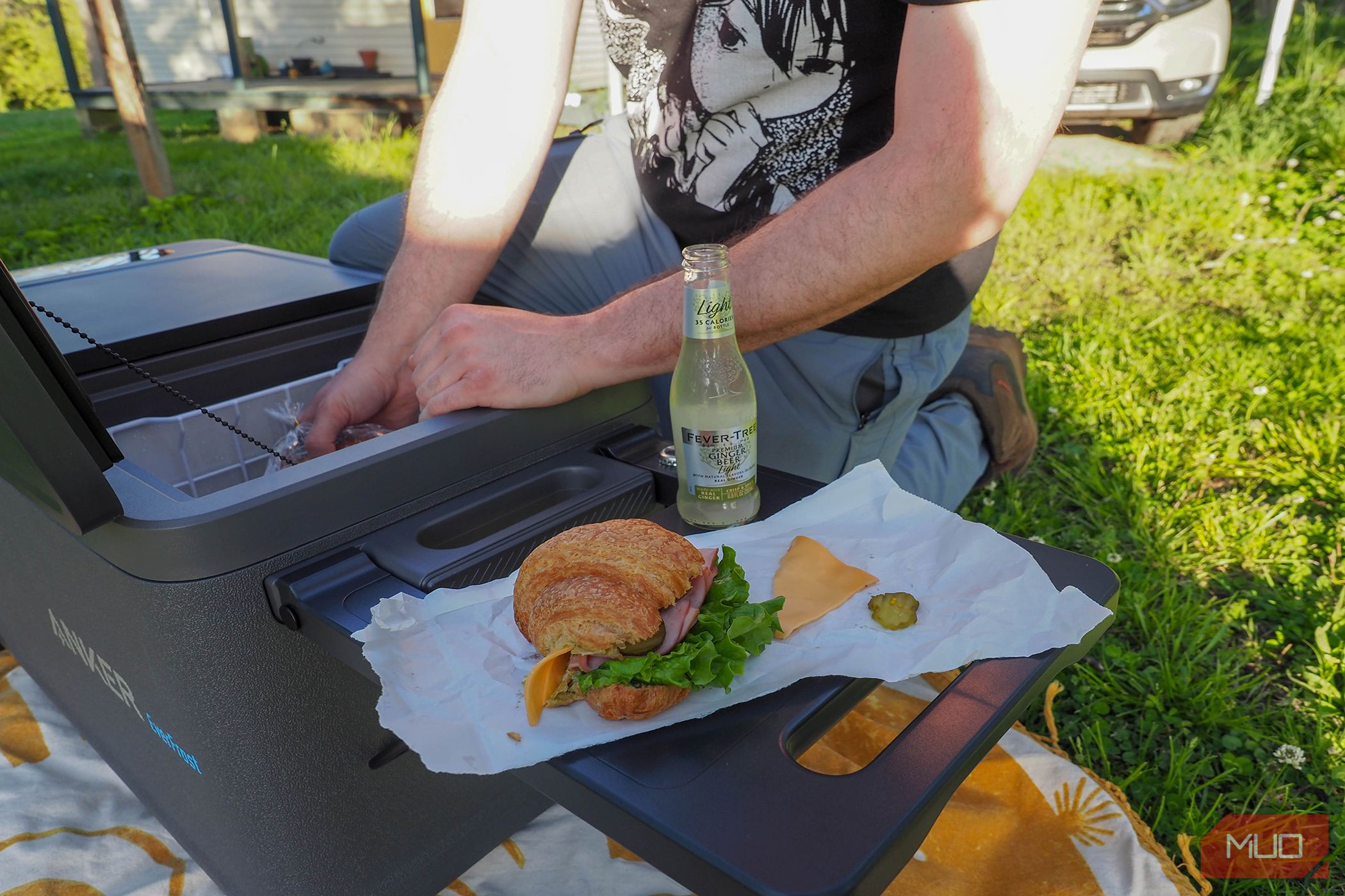 Anker EverFrost Dual-Zone Powered Cooler 50 tray meal and food removal