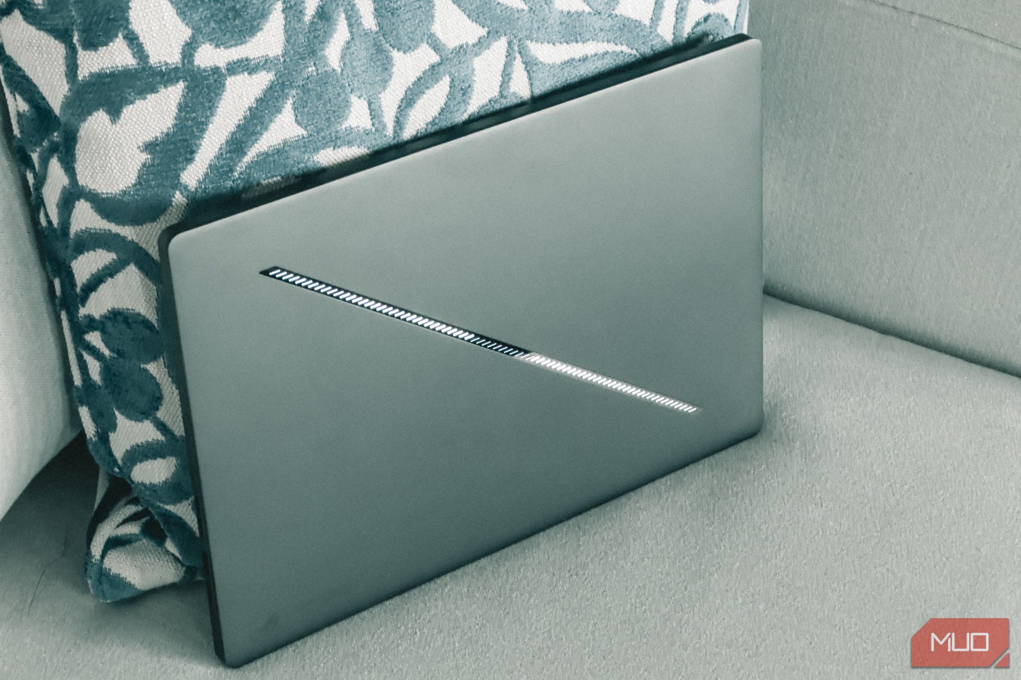 نورپردازی ASUS ROG Zephyrus G16