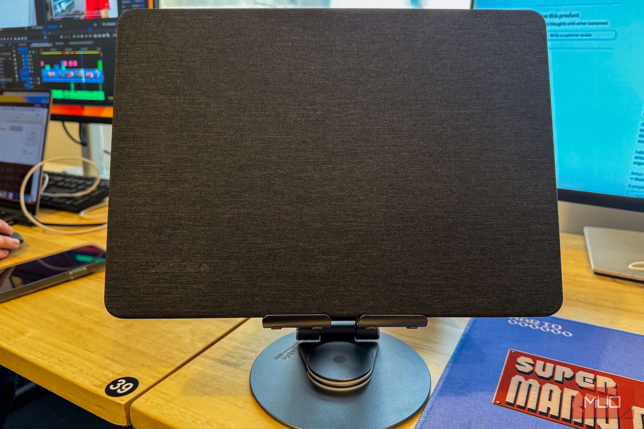 Plugable PT STAND1 Review: This $25 Rotating 360 Degree Stand Does It All