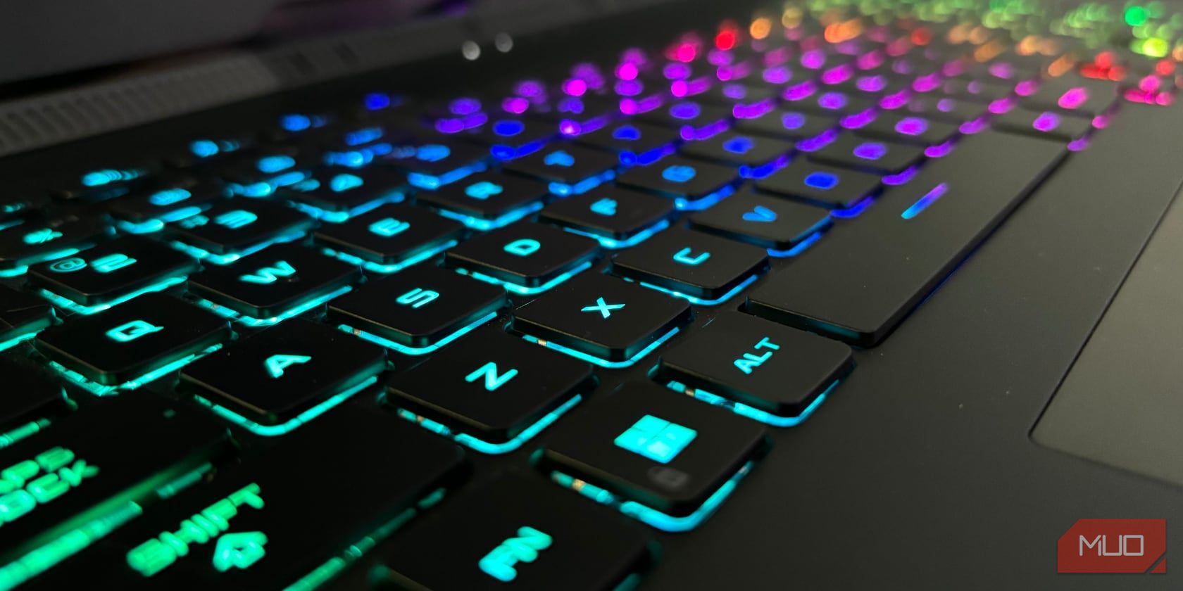 Backlit keyboard showing keys used in Windows shortcuts