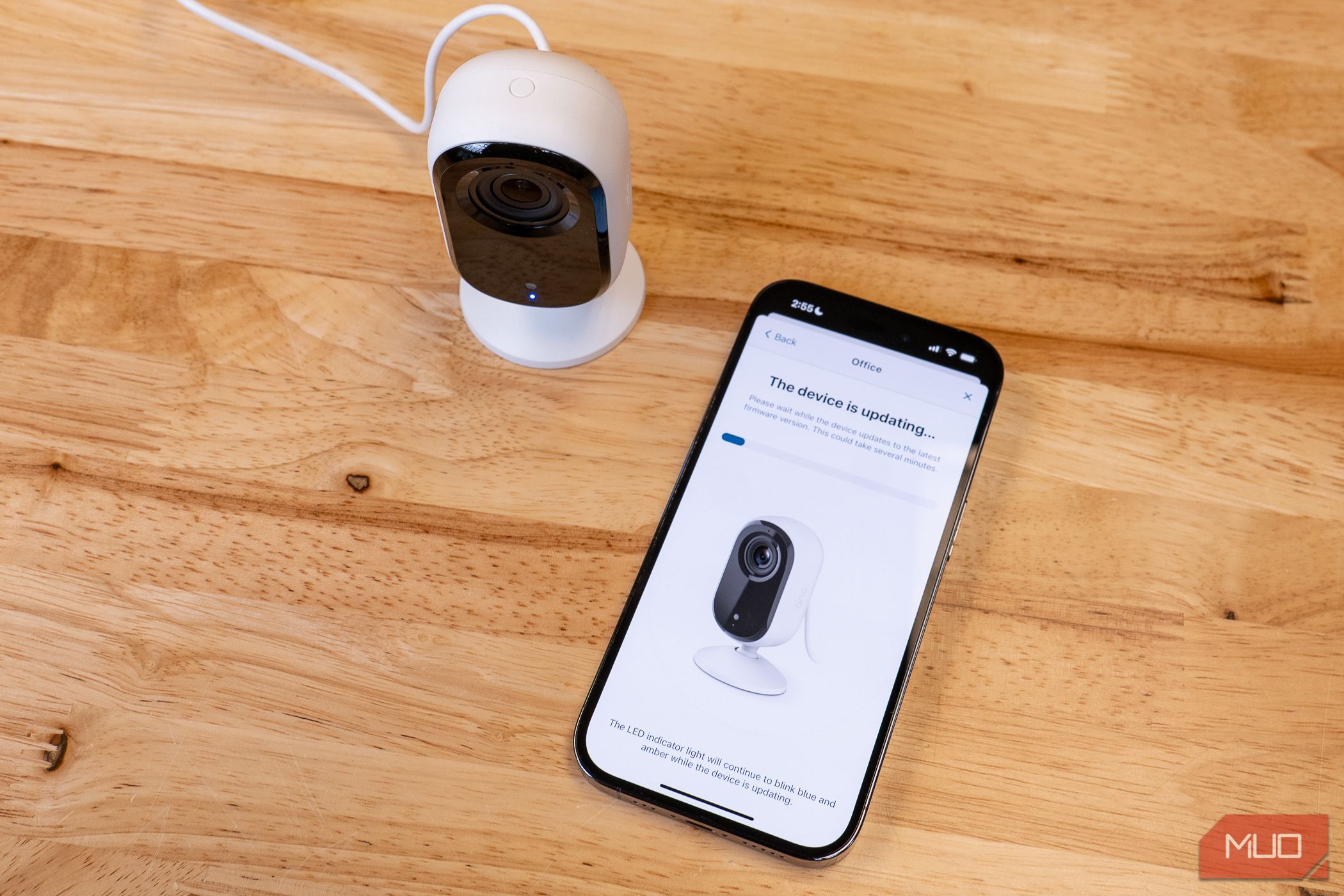 Arlo Essential Indoor Camera connecting to the Arlo app with the indicator light on