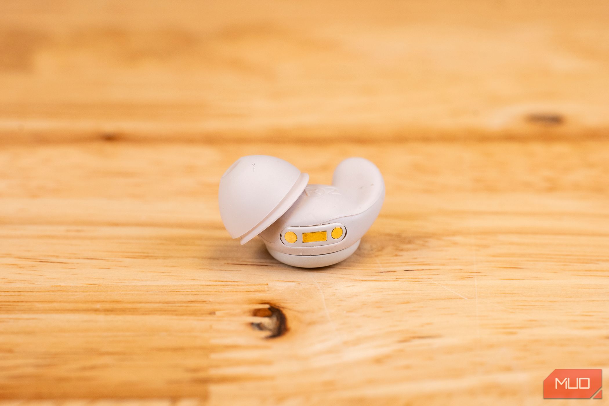 soundcore sleep a20 earbuds bottom