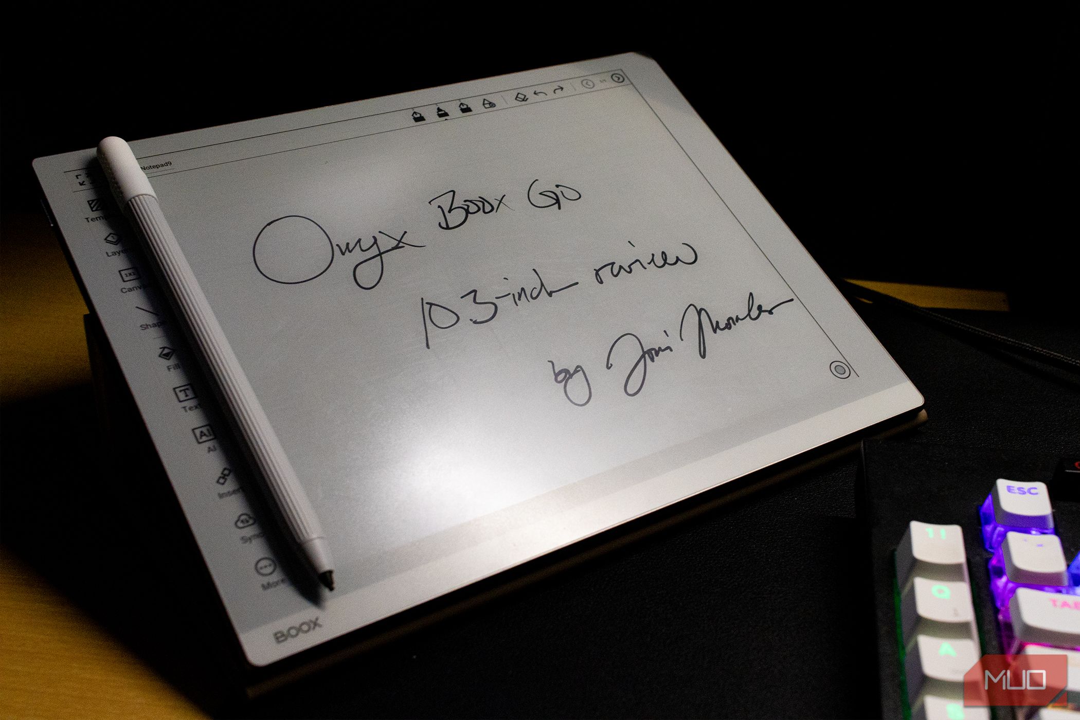 Onyx Boox Go 10.3 with handwritten note