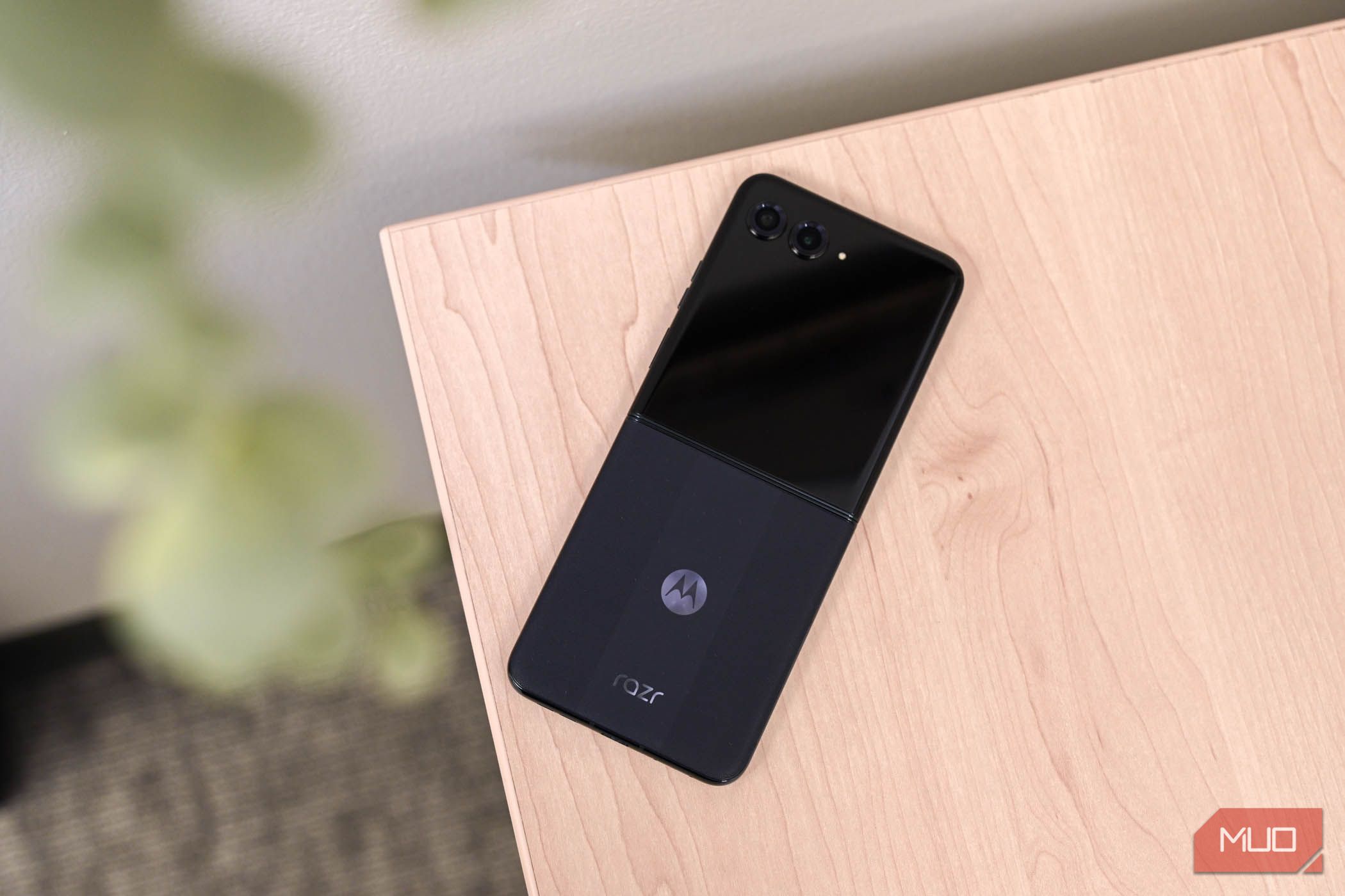 Moto Razr+ (2024) Review Better Than the Base Model, But Not By Much