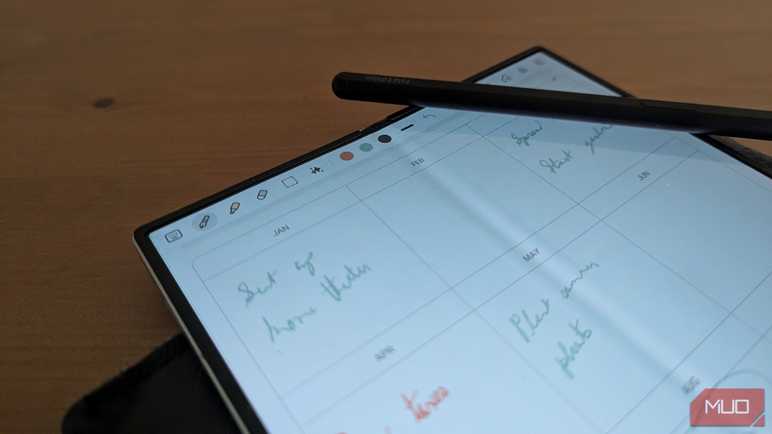 A handwritten calendar on a Galaxy Z Fold 6.