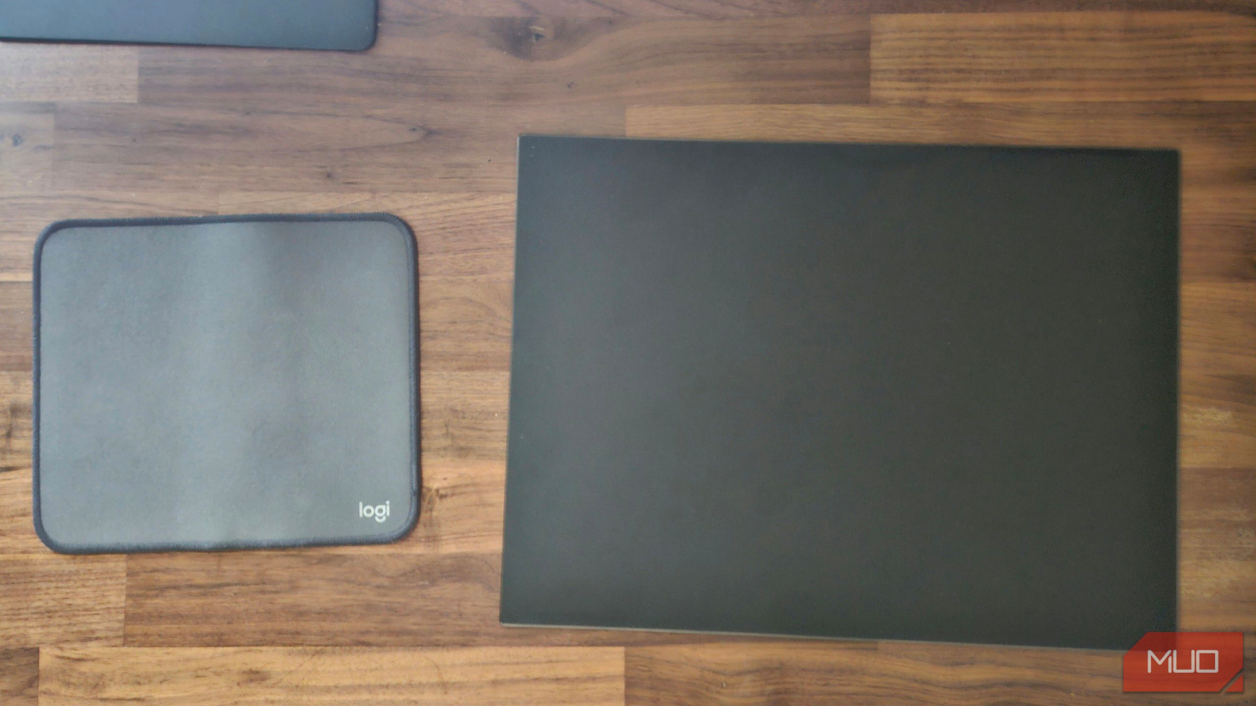 I Bought a Tempered Glass Mouse Pad, and It Changed My Life