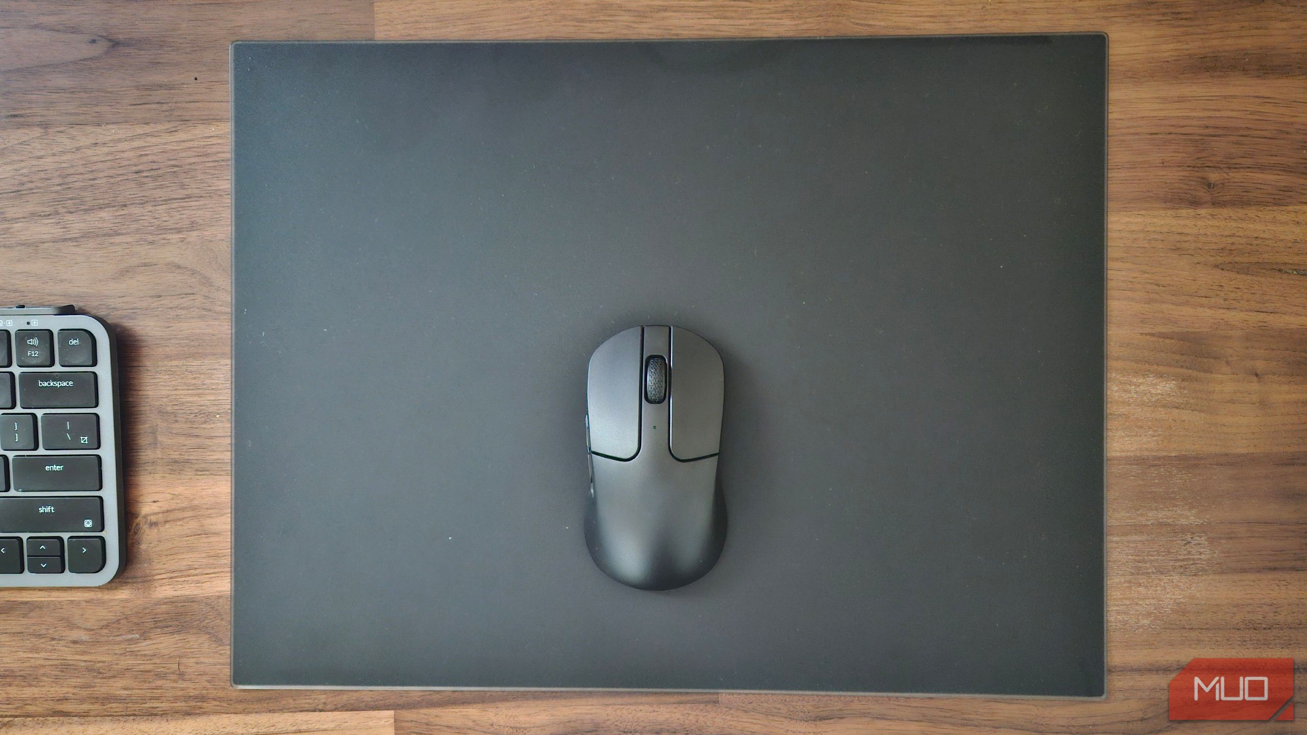 I Bought a Tempered Glass Mouse Pad, and It Changed My Life