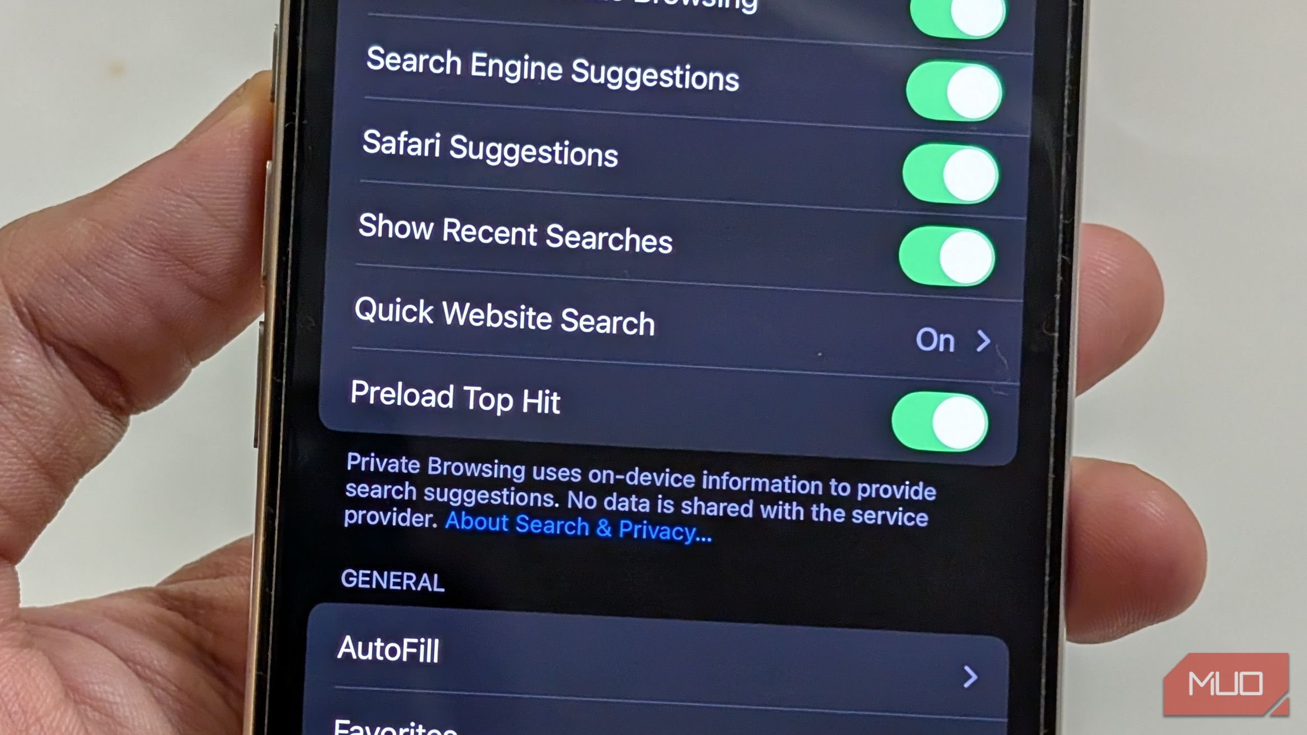 Preload top hit setting on iOS