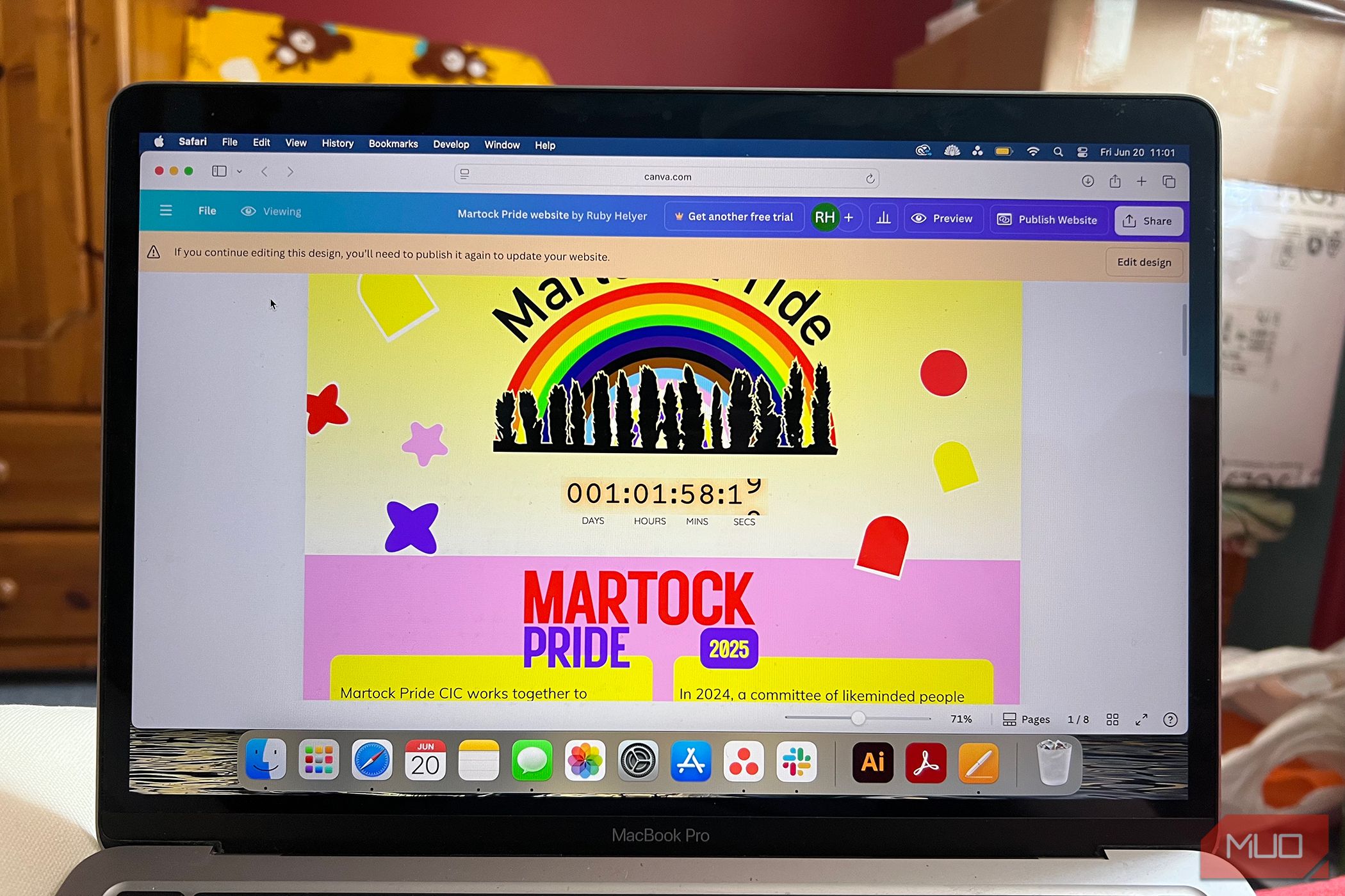 وب سایت Canva برای Martock Pride از جمله برنامه تایمر