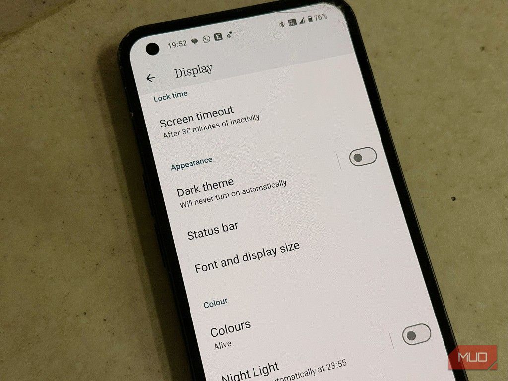 Light mode on an Android phone