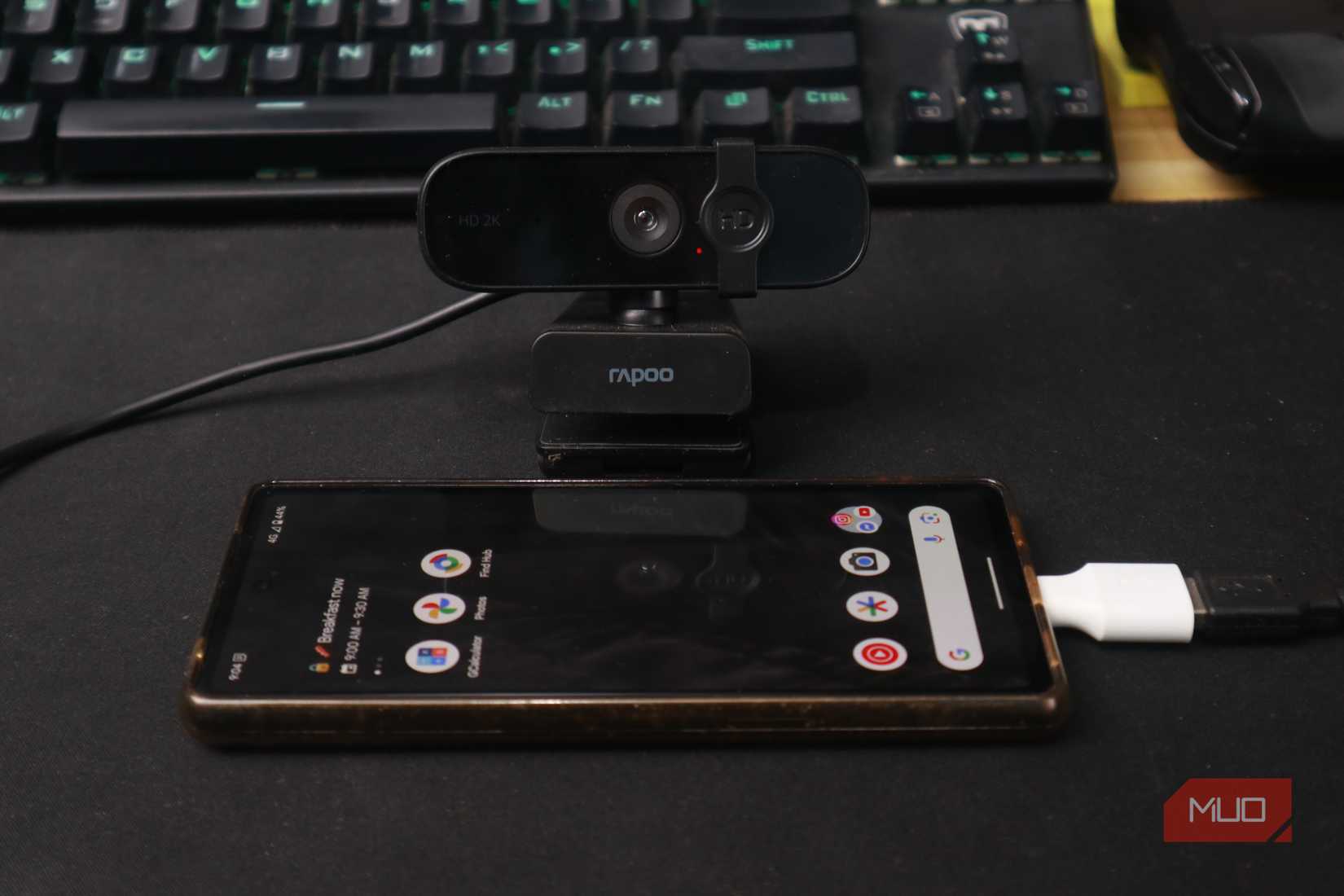 Connecting smartphone to webcam using USB-C adapter