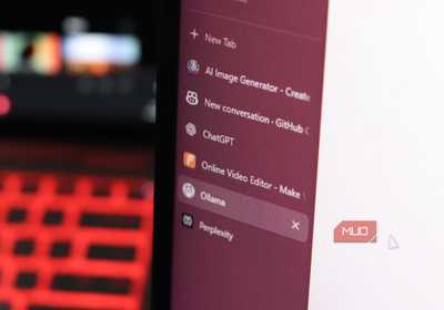 AI Chatbots open in multiple tabs