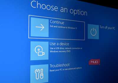windows recovery environment on laptop screen.