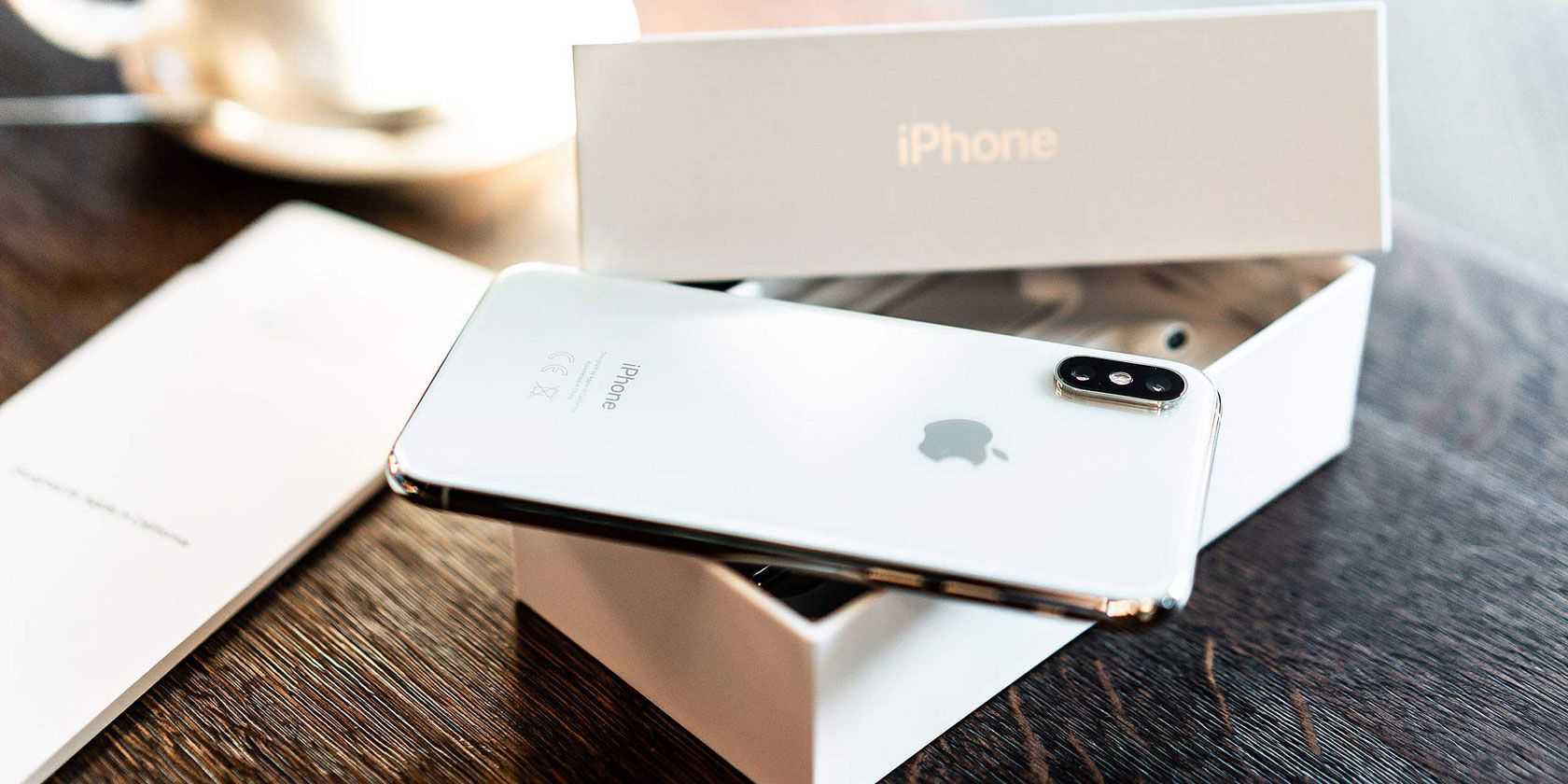 is it better to buy an iphone from apple or verizon