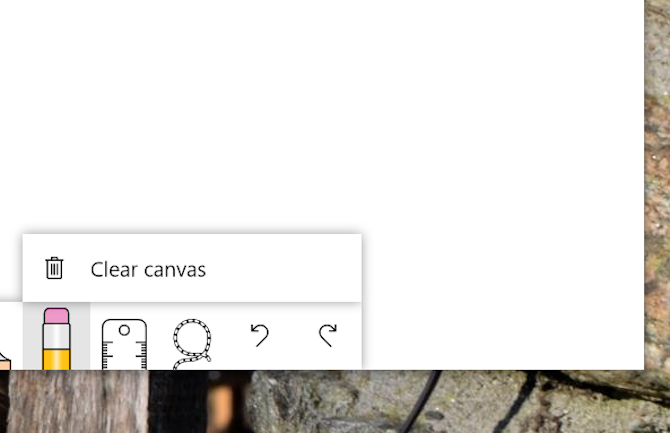 Clear canvas tool on Microsoft Whiteboard - 5 suggerimenti e trucchi per la lavagna Microsoft da provare oggi