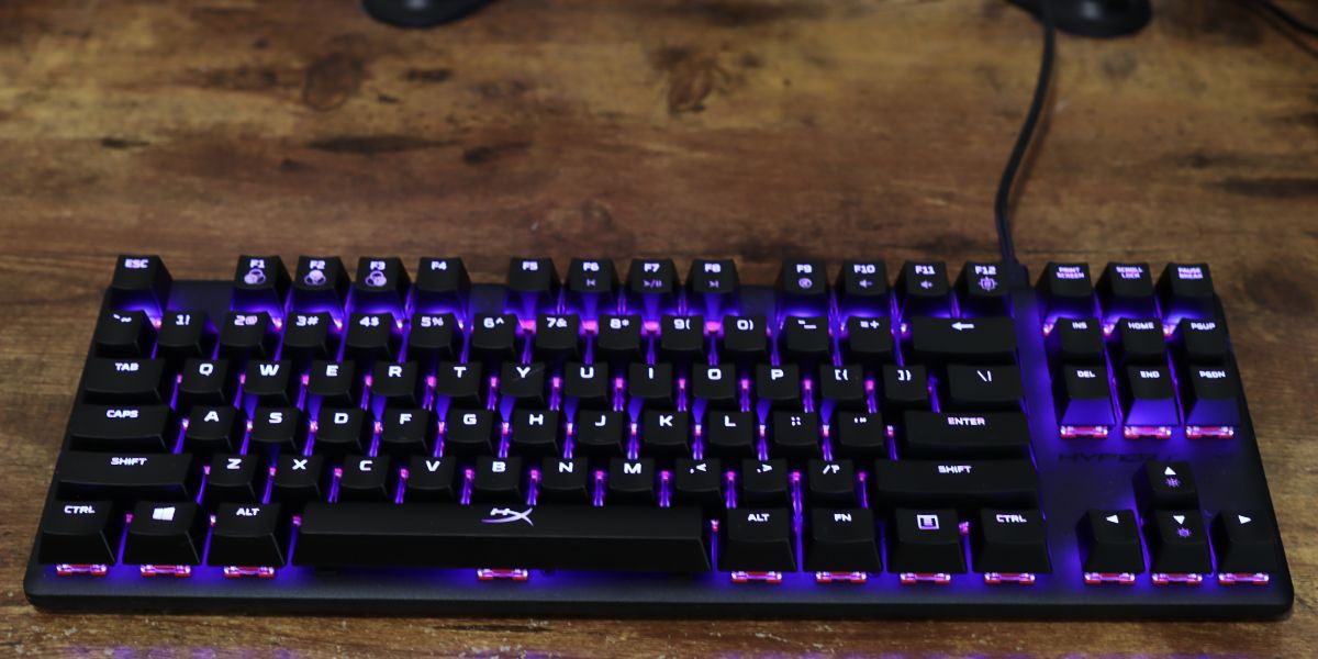 Purple LEDS Hyper X Alloy Origins Core - HyperX Alloy Origins Core è la tastiera TKL compatta che stavi aspettando?