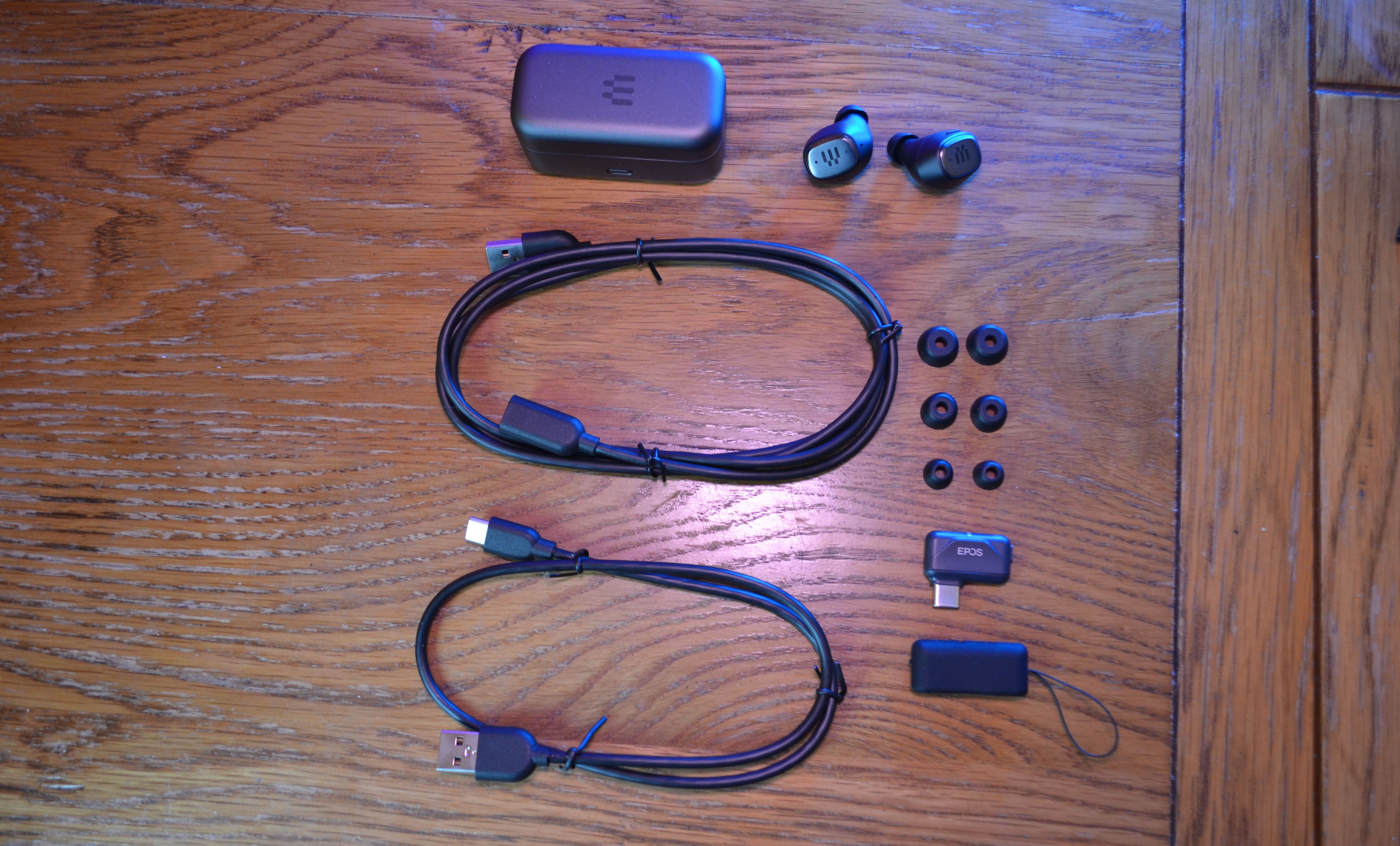 epos gtw 270 earbuds box content - Recensione degli auricolari wireless ibridi EPOS GTW 270: audio di gioco quasi eccezionale in movimento